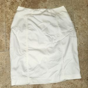 Worthington skirt size 6Petite